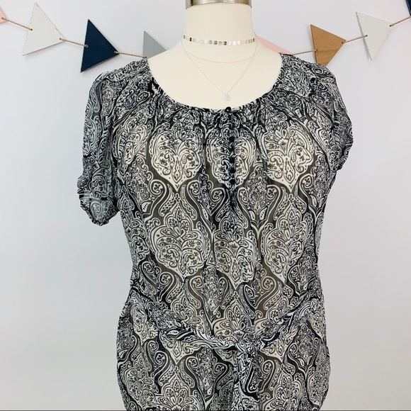 Semi-Sheer Paisley Print Top w/Tie Waist - Picture 7 of 8